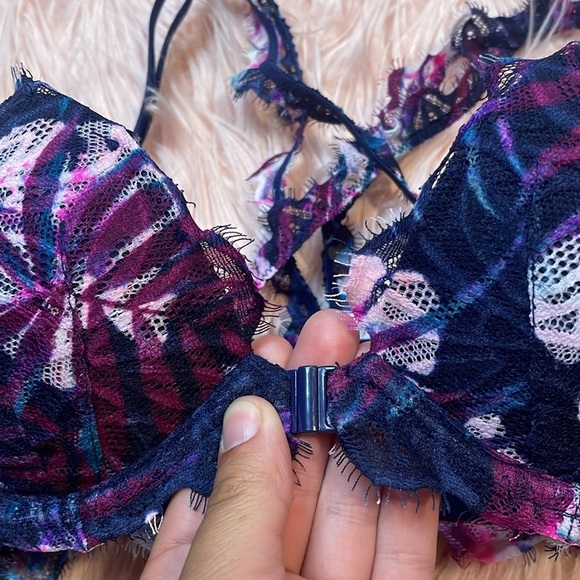 PINK Victoria’s Secret Date Racerback Tropical Bra Size 32C - Picture 2 of 4